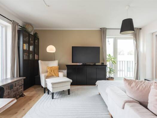 Wohnung zum Kauf provisionsfrei 329.000 € 2 Zimmer 62 m² 2. Geschoss Poppenbütteler Berg 98 Poppenbüttel Hamburg 22399