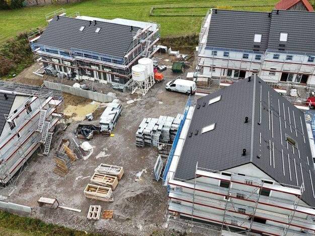 Reihenendhaus zum Kauf - Erstbezug provisionsfrei 399.900 € 5,5 Zimmer 137 m² 315 m² Grundstück Dellingerstraße - Aldingen 78554