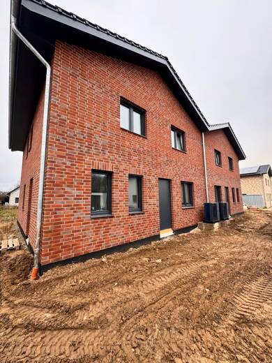 Doppelhaushälfte zum Kauf 399.000 € 5 Zimmer 150 m² 355 m² Grundstück Bohmte Bohmte 49163