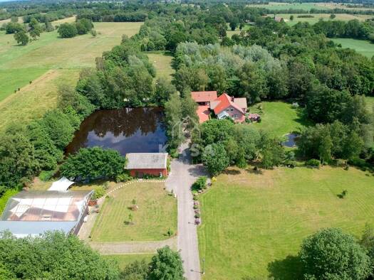 Einfamilienhaus zum Kauf 7 Zimmer 260 m² 22.000 m² Grundstück Großwolderfeld Westoverledingen 26810