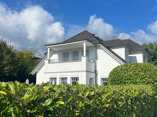 Wohnung zur Miete 1.790 € 3 Zimmer 85,2 m² 1. Geschoss frei ab sofort Im Langenfeld 3 Dornholzhausen Bad Homburg vor der Höhe 61350