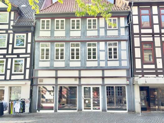 Wohn- und Geschäftshaus zum Kauf als Kapitalanlage geeignet 645.000 € 440 m² 425 m² Grundstück Hameln 31785