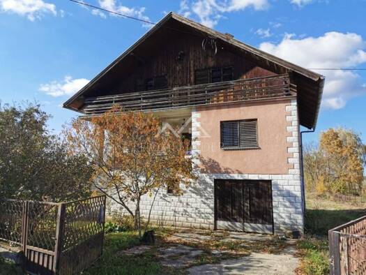 Haus zum Kauf 70.000 € 7 Zimmer 216 m² Sirinec, Kriz Križ