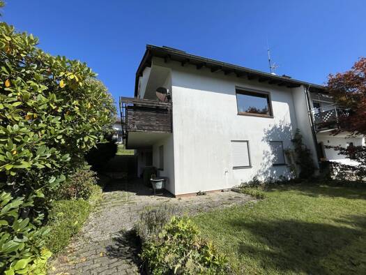 Doppelhaushälfte zum Kauf 199.000 € 5 Zimmer 150 m² 560 m² Grundstück frei ab sofort Marktredwitz Marktredwitz 95615