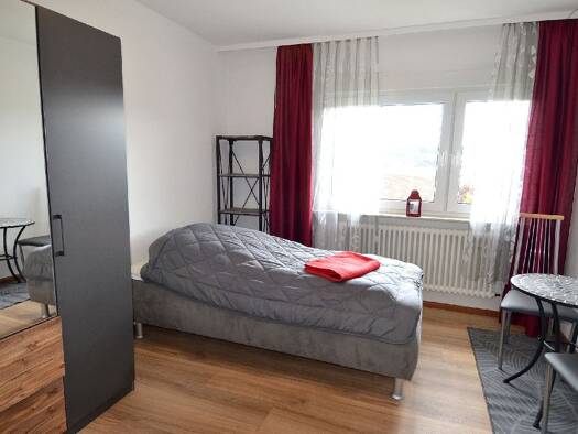 WG-Zimmer zur Miete Wohnen auf Zeit 685 € 13 m² 1. Geschoss frei ab 01.09.2025 Tüllingen Lörrach 79539