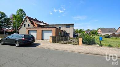 Doppelhaushälfte zum Kauf 196.000 € 7 Zimmer 140 m² 714 m² Grundstück Lengede Lengede 38268