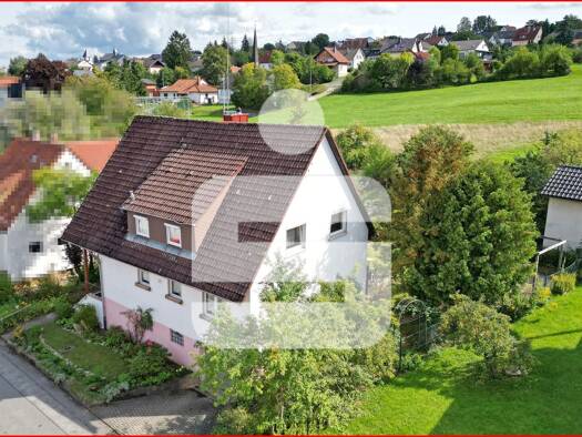 Einfamilienhaus zum Kauf 169.000 € 7 Zimmer 135 m² 694 m² Grundstück Schneckenlohe Schneckenlohe 96277