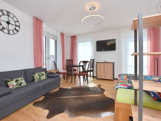 Studio zur Miete auf Zeit 1.090 € 1 Zimmer 34 m² frei ab sofort Metzingen 72555