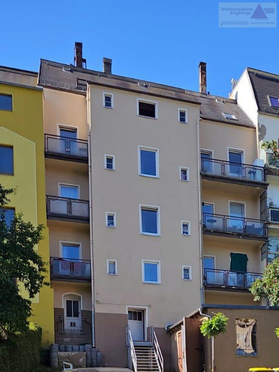 Mehrfamilienhaus zum Kauf 229.000 € 20 Zimmer 421 m²<br/>Wohnfläche 530 m²<br/>Grundstück Aue 08280