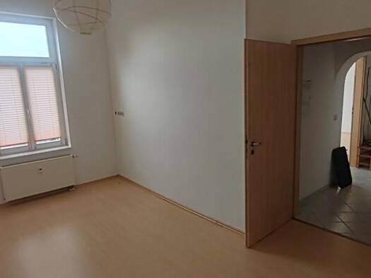 Wohnung zur Miete 399 € 2 Zimmer 55,2 m² frei ab sofort Friedrichroda Friedrichroda 99894