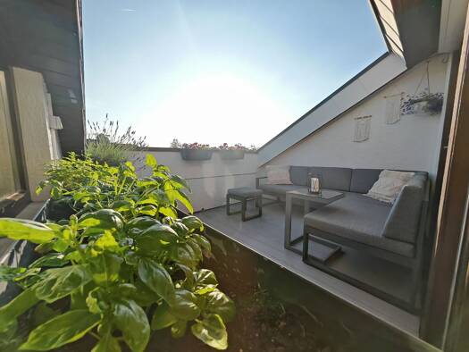 Wohnung zur Miete 1.220 € 4,5 Zimmer 104,6 m² Geschoss 2/3 frei ab 01.07.2026 Beihingen Freiberg am Neckar 71691