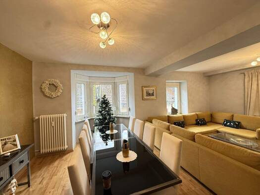 Mehrfamilienhaus zum Kauf 629.000 € 11 Zimmer 324,8 m² 246 m² Grundstück Zell Zell im Wiesental 79669