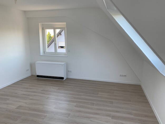 Wohnung zur Miete 950 € 3 Zimmer 63 m² Dachgeschoss, 2. Geschoss Hausenerstr. 8 Hartheim Hartheim 79258