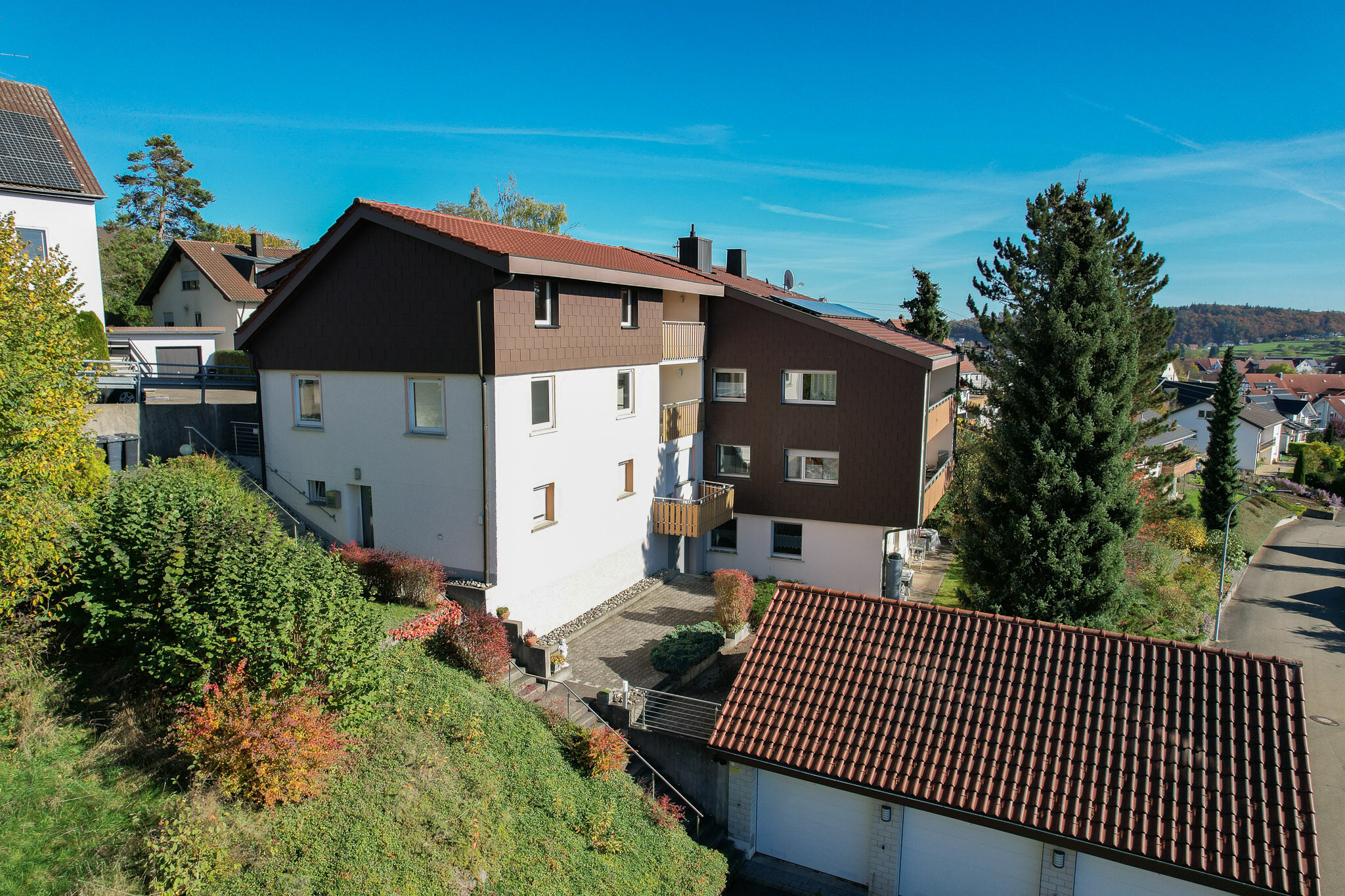 Mehrfamilienhaus zum Kauf 669.000 € 17 Zimmer 487 m²<br/>Wohnfläche 1.180 m²<br/>Grundstück Bingen Bingen 72511