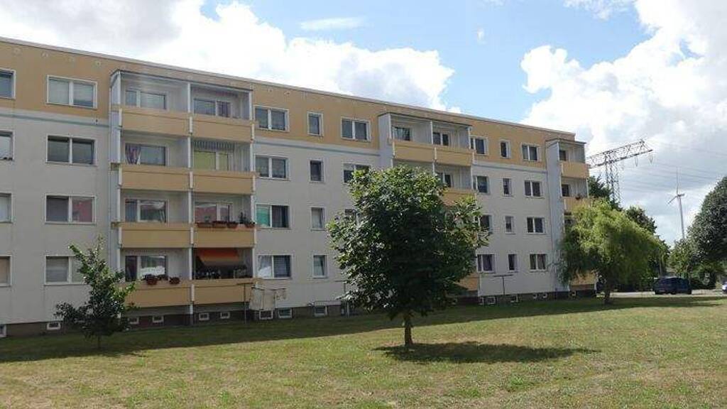 Wohnung zur Miete 306 € 2 Zimmer 50,9 m² frei ab 01.04.2026 Fritz-Reuter-Ring 21 Neubukow 18233