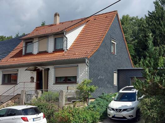 Haus zum Kauf 94.000 € 6 Zimmer 137 m² 492 m² Grundstück frei ab sofort An der Hasel 215 Suhl Suhl 98527