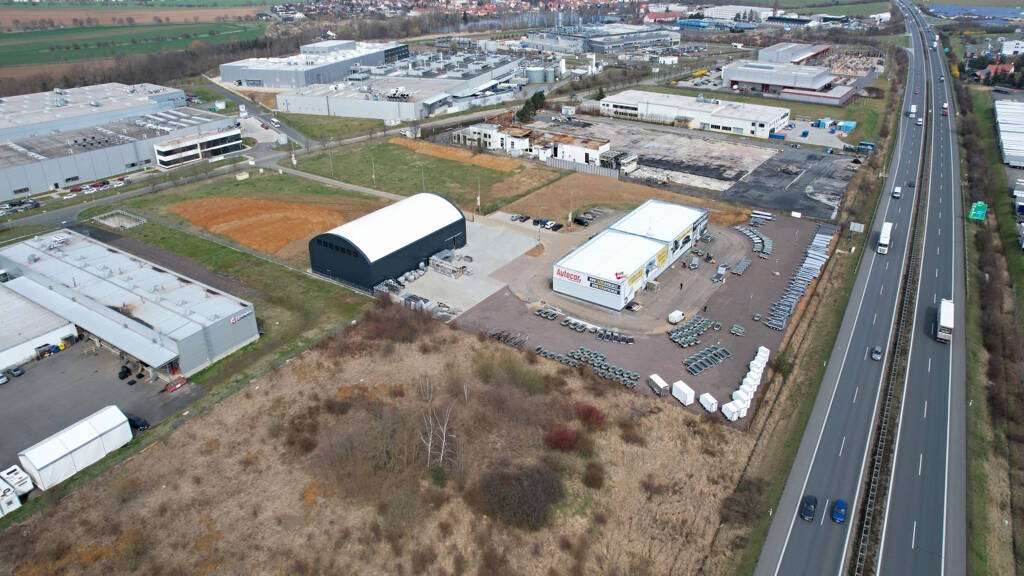 Gewerbepark zum Kauf provisionsfrei 160 € 7.820 m² Grundstück Žebrák