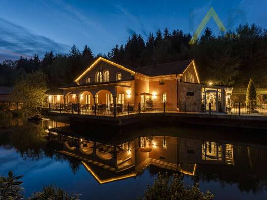 Mehrfamilienhaus zum Kauf 1.350.000 € 9 Zimmer 790 m² 8.016 m² Grundstück Mahd Hauzenberg 94051