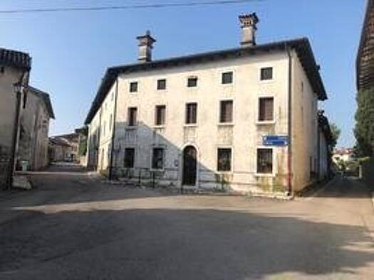 Villa zum Kauf 950.000 € 980 m² Aviano 33081