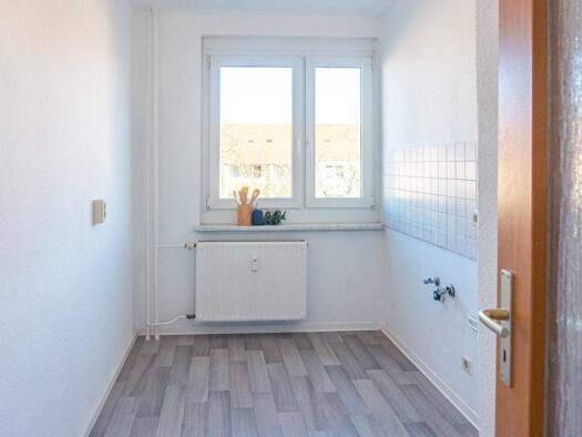 Wohnung zur Miete 360 € 3 Zimmer 60,7 m² 2. Geschoss frei ab 01.03.2026 Stollberger Str. 23c Kapellenberg Chemnitz 09119