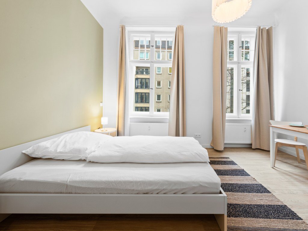 Wohnung zur Miete Wohnen auf Zeit 1.030 € 1 Zimmer 24 m²<br/>Wohnfläche 04.10.2024<br/>Verfügbarkeit Frankfurter Allee Lichtenberg Berlin 10247