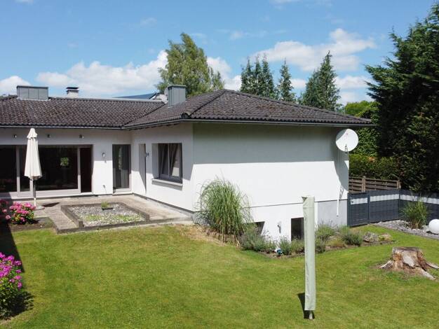 Bungalow zum Kauf 569.000 € 5 Zimmer 156,7 m² 596 m² Grundstück Kernstadt Paderborn 33098