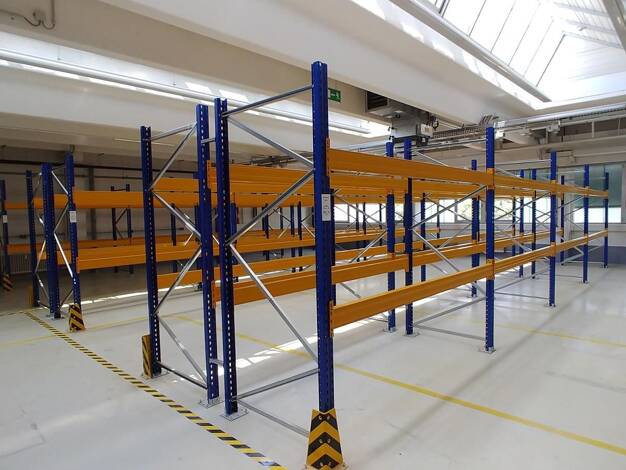 Lagerhalle zur Miete 6,50 € 2.492,9 m² Lagerfläche Benzstraße 2 Frickenhausen Frickenhausen 72636