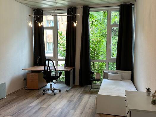 WG-Zimmer zur Miete 330 € 24 m² Geschoss 1/4 frei ab sofort Langemarckstraße 25 Bad Wildungen Bad Wildungen 34537