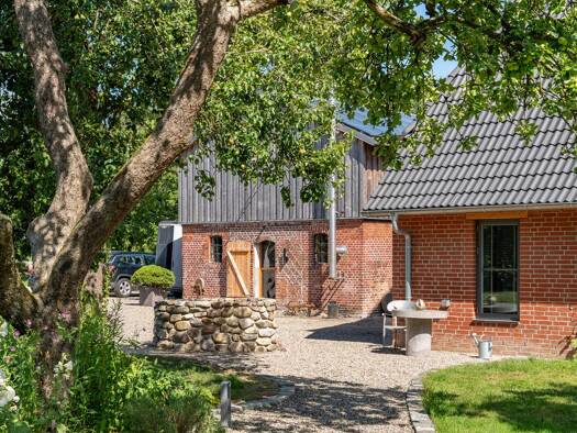 Haus zum Kauf 2.150.000 € 9 Zimmer 310 m² 46.000 m² Grundstück Bünsdorf 24794