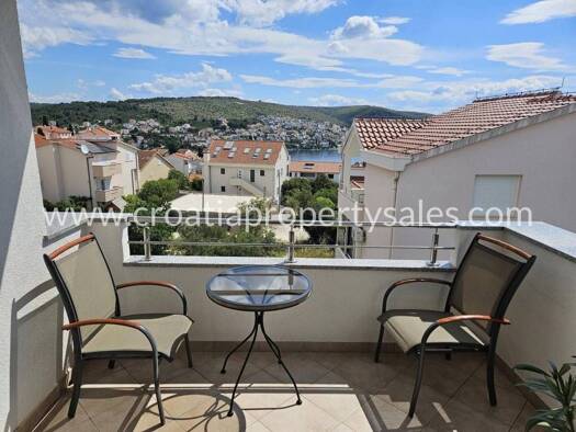 Wohnung zum Kauf 215.000 € 2 Zimmer 63 m² Trogir