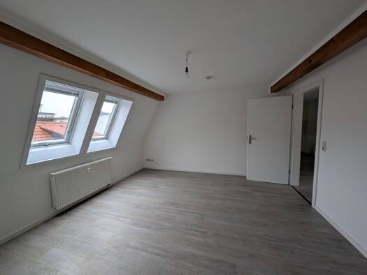 Wohnung zur Miete 608 € 2 Zimmer 64 m² 4. Geschoss frei ab 01.05.2026 West Jena 07743
