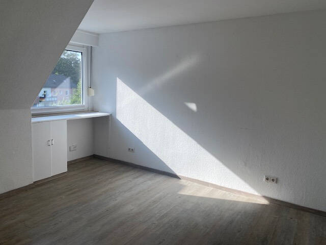 Property thumbnail 9