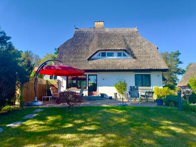 Haus zum Kauf 550.000 € 8 Zimmer 165 m² 1.774 m² Grundstück Pruchten Pruchten 18356