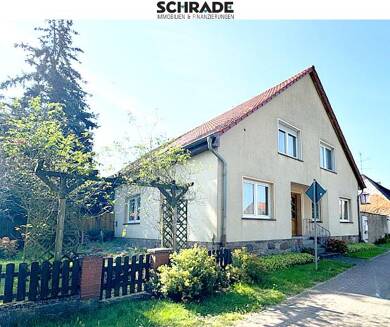 Haus zum Kauf 68.000 € 5 Zimmer 130 m² 610 m² Grundstück Diesdorf Diesdorf 29413