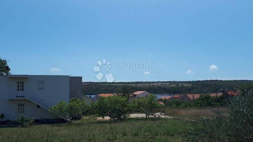 Land-/Forstwirtschaft zum Kauf 163.000 € Posedarje