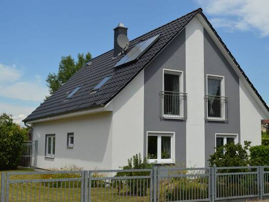 Einfamilienhaus zum Kauf 392.000 € 5 Zimmer 162 m² 858 m² Grundstück Unterlüß Südheide 29345