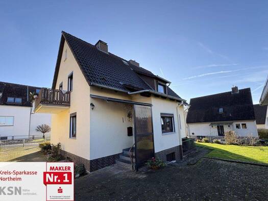 Einfamilienhaus zum Kauf 195.000 € 6 Zimmer 118,6 m² 1.045 m² Grundstück Hardegsen 37181