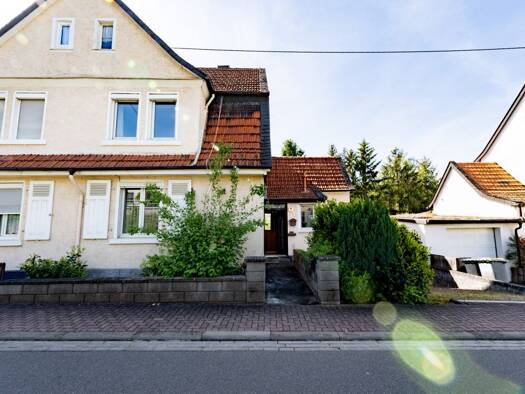Doppelhaushälfte zum Kauf 135.000 € 3 Zimmer 75,6 m² 1.250 m² Grundstück Schloßböckelheim 55596