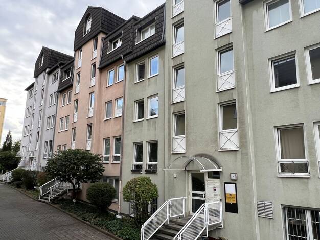 Wohnung zur Miete 700 € 2 Zimmer 73 m² 4. Geschoss frei ab 01.09.2026 Frankfurter Straße 17 Gießen Gießen 35390