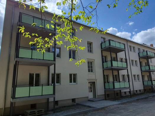 Wohnung zur Miete 600 € 3 Zimmer 71 m² 2 Geschosse frei ab sofort Grünewalder Straße 38 Lauchhammer Lauchhammer 01979