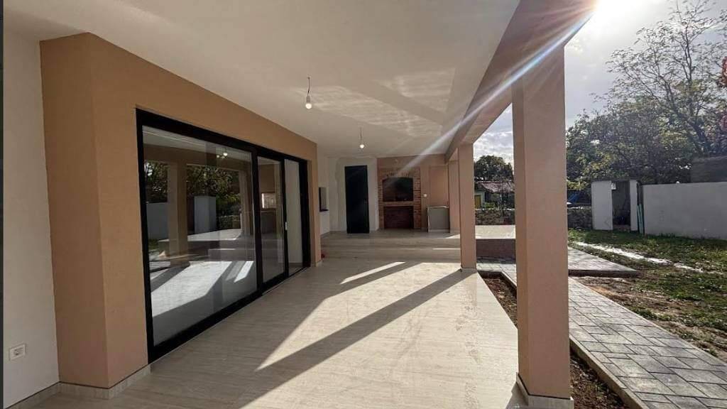 Haus zum Kauf 330.000 € 4 Zimmer 102 m² Policnik