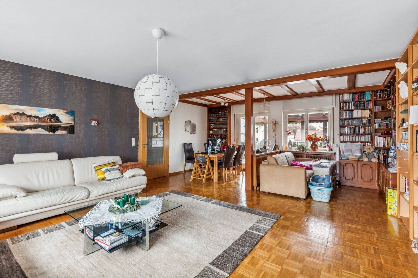 Immobilie in Kriftel - Bezugsfreies Wohn- und Geschäftshaus mit Entwicklungsmöglichkeiten - Bild 1