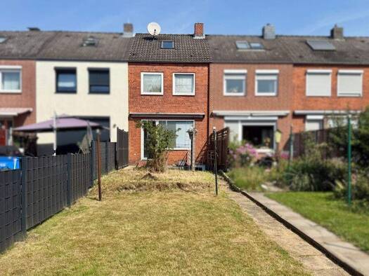 Reihenmittelhaus zum Kauf 147.000 € 3 Zimmer 61,7 m² 170 m² Grundstück Moisling Lübeck / Moisling 23560