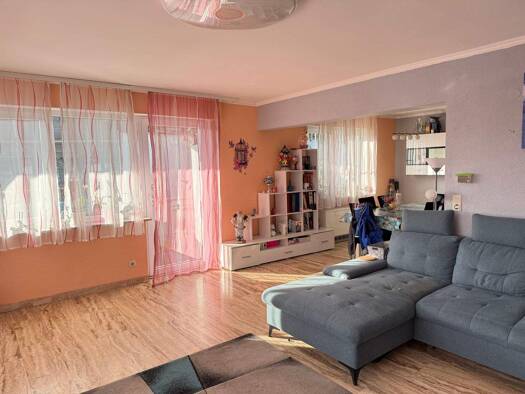 Wohnung zum Kauf 269.000 € 4 Zimmer 103 m² Baltenstraße 44 Mühlhausen Stuttgart 70378