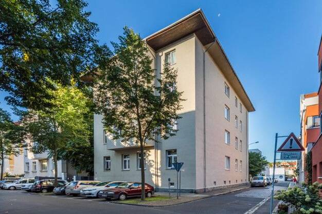 Wohnung zur Miete 897 € 2 Zimmer 100 m² 3. Geschoss frei ab 26.07.2025 Lindenthaler Str. 9 Gohlis - Süd Leipzig 04155