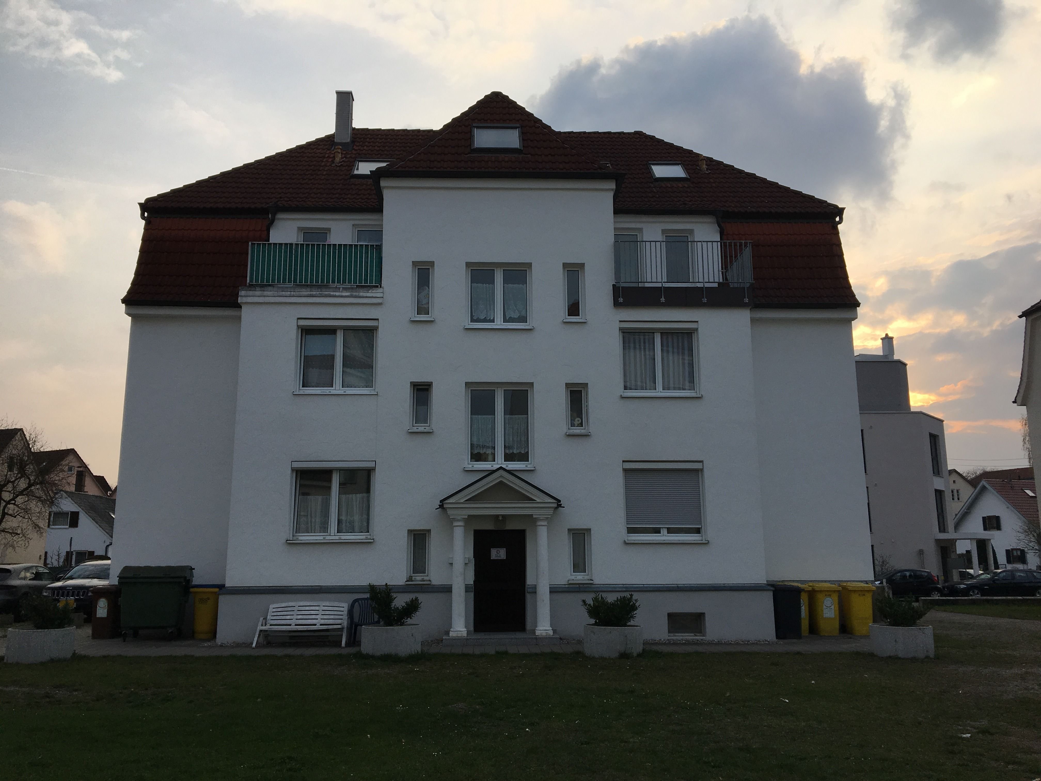 Wohnung zur Miete 620 € 3 Zimmer 56 m²<br/>Wohnfläche 2.<br/>Geschoss ab sofort<br/>Verfügbarkeit Waldstraße 6 Göggingen - Süd Augsburg 86199