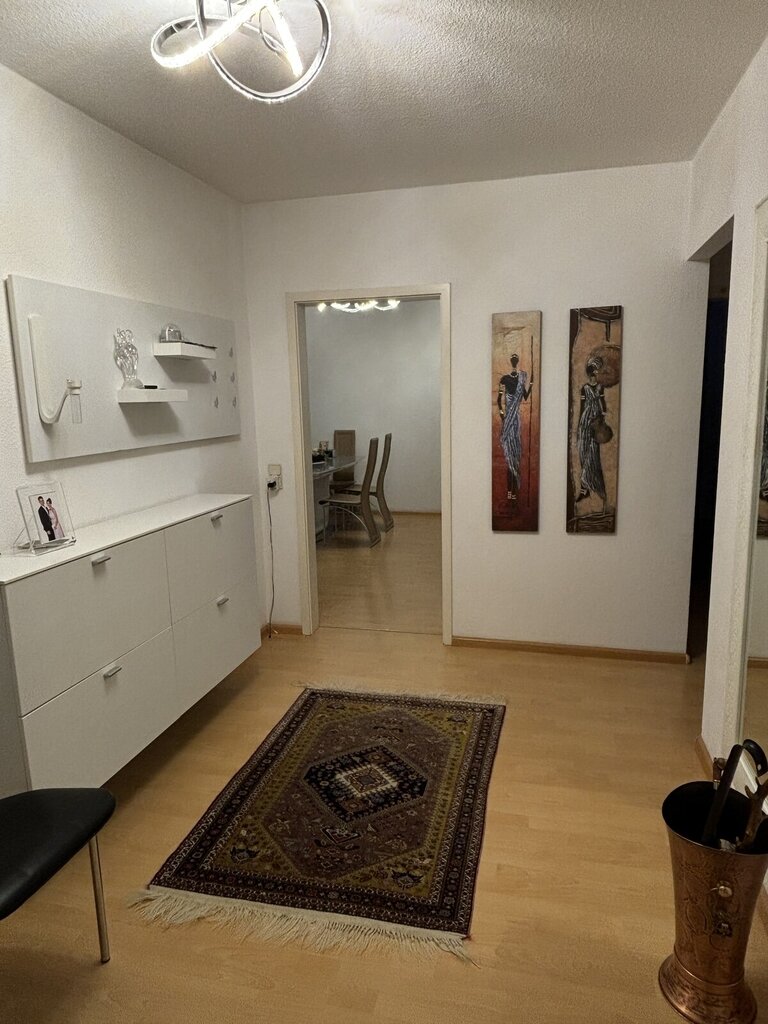 Wohnung zur Miete 1.159 € 4,5 Zimmer 113,6 m²<br/>Wohnfläche EG<br/>Geschoss 01.03.2025<br/>Verfügbarkeit Düsselweg 8 Strümp Meerbusch 40670