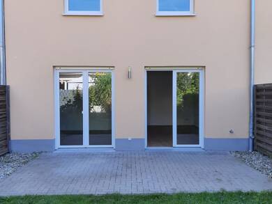 Reihenhaus zur Miete 1.800 € 4 Zimmer 123 m² 95 m² Grundstück frei ab 01.08.2025 Hönow Hoppegarten 15366