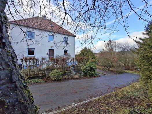 Einfamilienhaus zum Kauf 319.000 € 8 Zimmer 150 m² 877 m² Grundstück Thurndorf Kirchenthumbach 91281