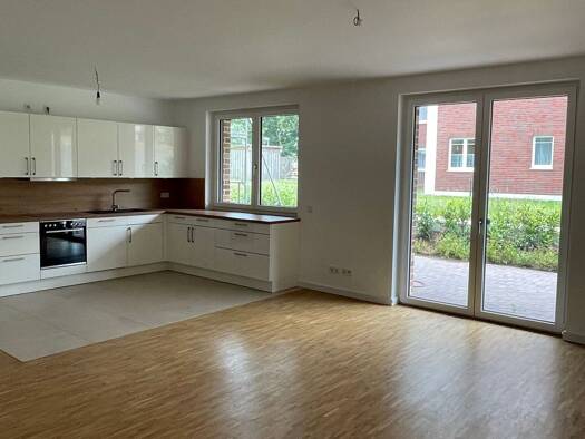 Wohnung zur Miete 1.743 € 4 Zimmer 131,6 m² Geschoss EG/2 frei ab sofort Weidenring Reppenstedt 21391